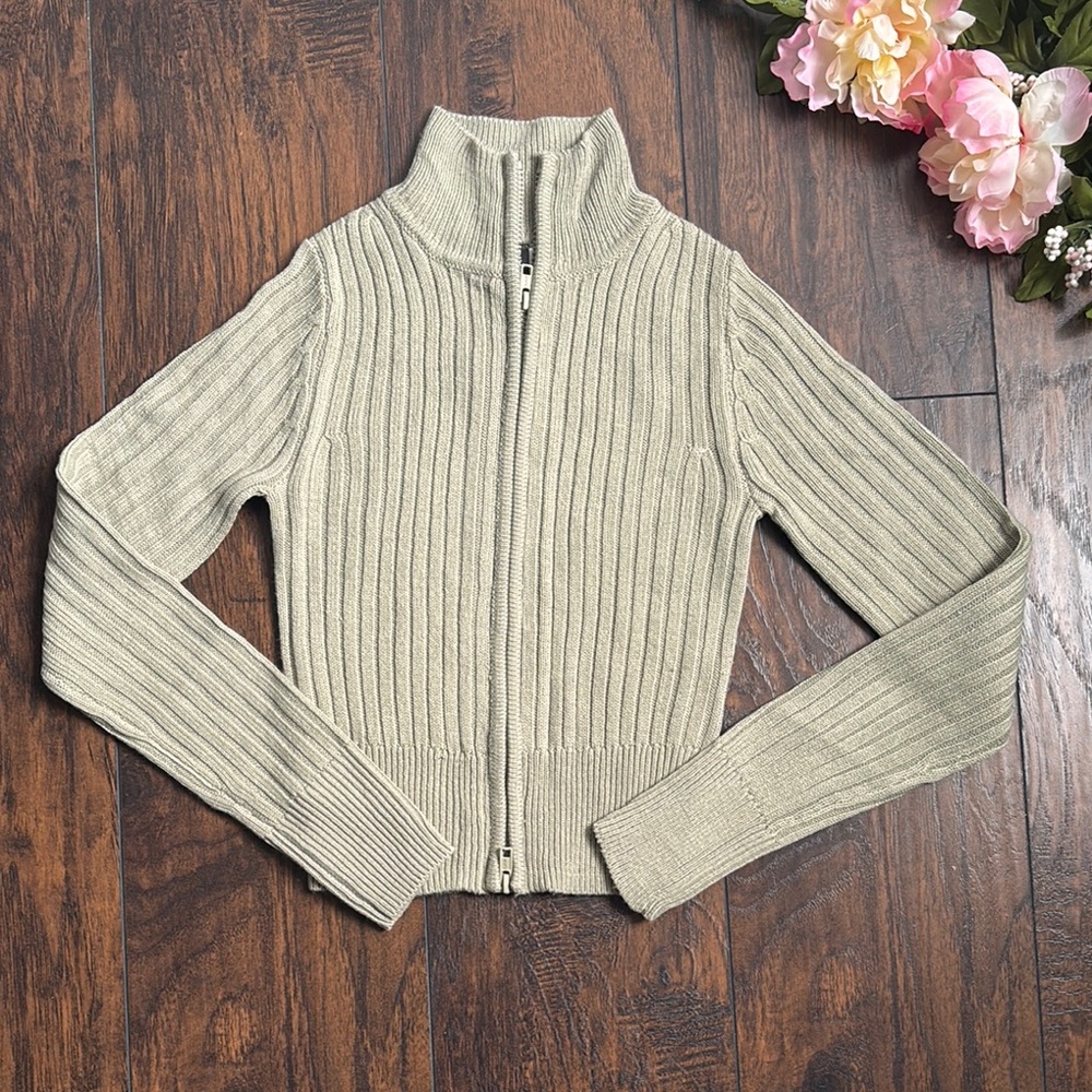 Women's Ribbed Zip-Up Sweater - Cream